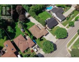 661 GRENFELL DRIVE - 43