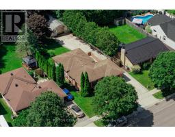 661 GRENFELL DRIVE - 44