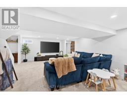452 MERLIN STREET - 17