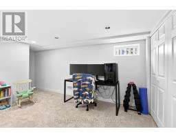 452 MERLIN STREET - 18
