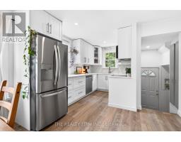 452 MERLIN STREET - 5