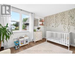 452 MERLIN STREET - 7