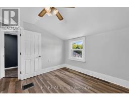 38 MAIN STREET N - 22