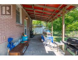 1519 HOWLAND AVENUE - 20