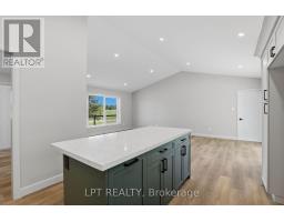 2523 TRILLIUM DRIVE - 19