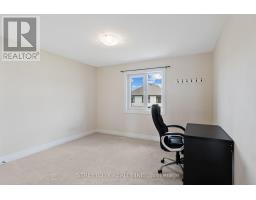 878 ZAIFMAN CIRCLE - 38