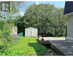 34 WOODRIDGE DRIVE - 22