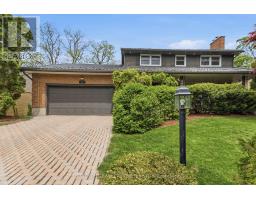 19 LINKSGATE ROAD - 1
