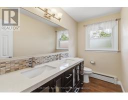 19 LINKSGATE ROAD - 16