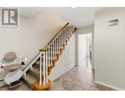 19 LINKSGATE ROAD - 7