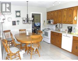 44 SPENCER CRESCENT - 12