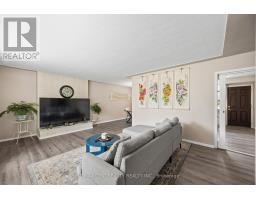 580 SALWAY STREET - 11