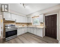 580 SALWAY STREET - 18