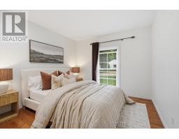 1400 STONEYBROOK CRESCENT - 16