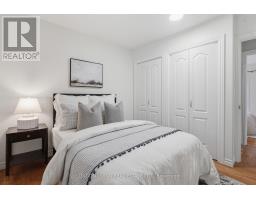 1400 STONEYBROOK CRESCENT - 19