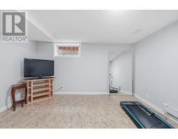 1400 STONEYBROOK CRESCENT - 29