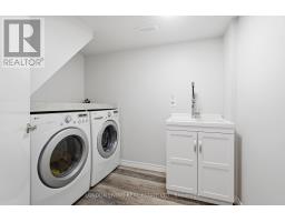 1400 STONEYBROOK CRESCENT - 35