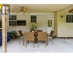 1400 STONEYBROOK CRESCENT - 38