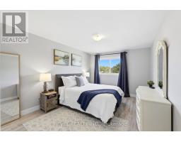 2 - 669 OSGOODE DRIVE - 22