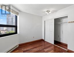 702 - 549 RIDOUT STREET N - 17