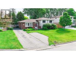 43 STIRLING CRESCENT - 1