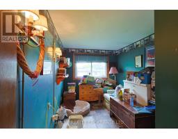 43 STIRLING CRESCENT - 13