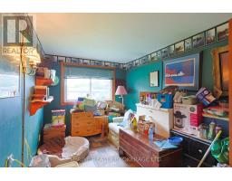 43 STIRLING CRESCENT - 14