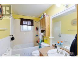 43 STIRLING CRESCENT - 17