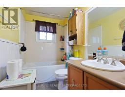 43 STIRLING CRESCENT - 18
