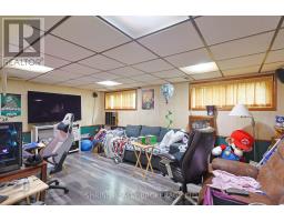 43 STIRLING CRESCENT - 20