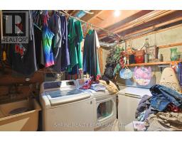 43 STIRLING CRESCENT - 22