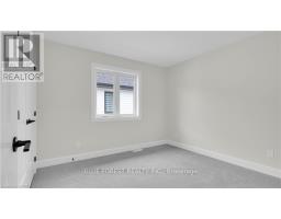 LOT 95 DARWIN CRESCENT - 13