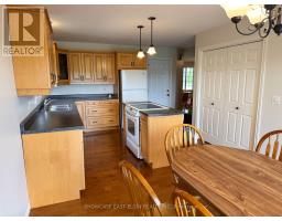 10 HOLLAND AVENUE - 6