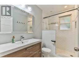 25 LAURENTIAN DRIVE S - 19