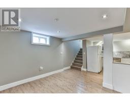 25 LAURENTIAN DRIVE S - 25