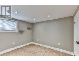 25 LAURENTIAN DRIVE S - 28