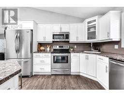 639 RAILTON AVENUE - 11
