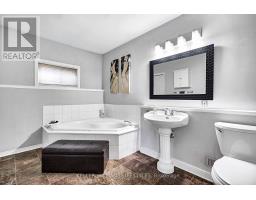 639 RAILTON AVENUE - 20