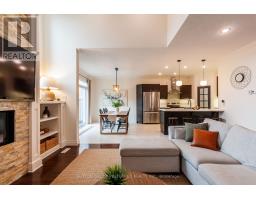 6685 NAVIN CRESCENT - 12