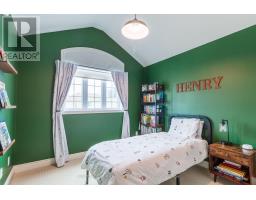 6685 NAVIN CRESCENT - 33