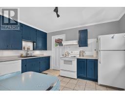 218 VANCOUVER STREET - 12