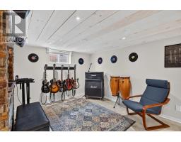 218 VANCOUVER STREET - 30