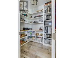 108 STUART AVENUE - 16