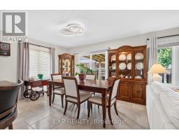 6 CAVERHILL CRESCENT - 11