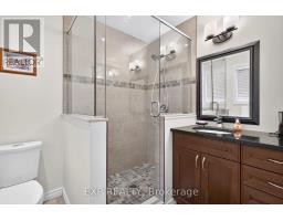 6 CAVERHILL CRESCENT - 20