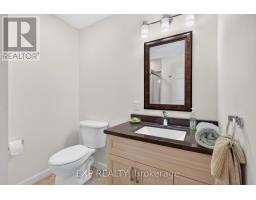 6 CAVERHILL CRESCENT - 24