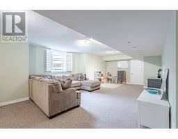 54 GRASMERE CRESCENT - 36