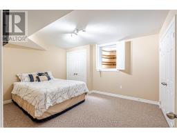 54 GRASMERE CRESCENT - 38