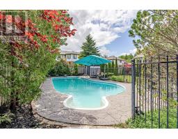 54 GRASMERE CRESCENT - 44