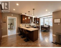 16 WEST AVENUE - 10